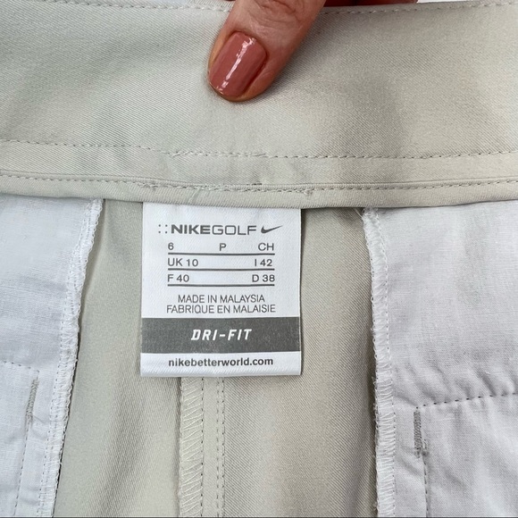 NWOT | NikeGolf Cream Dri-Fit High-Rise Women’s Shorts - Picture 2 of 14